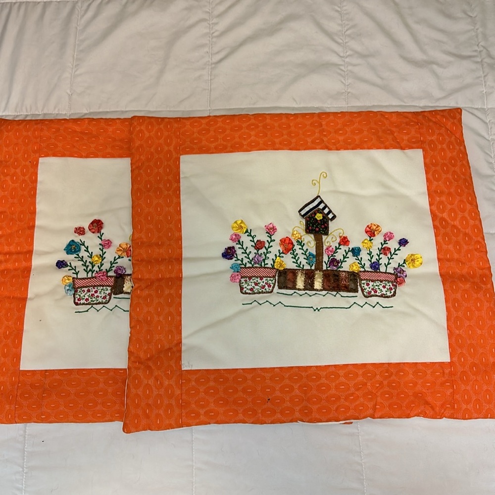 Pillow covers, bundle of 2 .